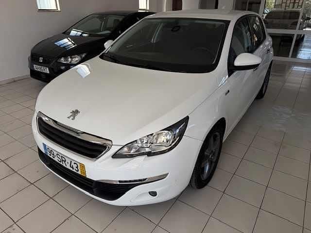 Branco Usado 2017 Peugeot 308 Citadino | € 13.250 (Preço justo) - Imagem 1/4