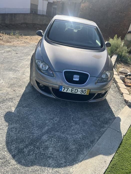 Usado 2007 Seat Altea Monovolume | € 5.500 (Bom preço) - Imagem 1/4