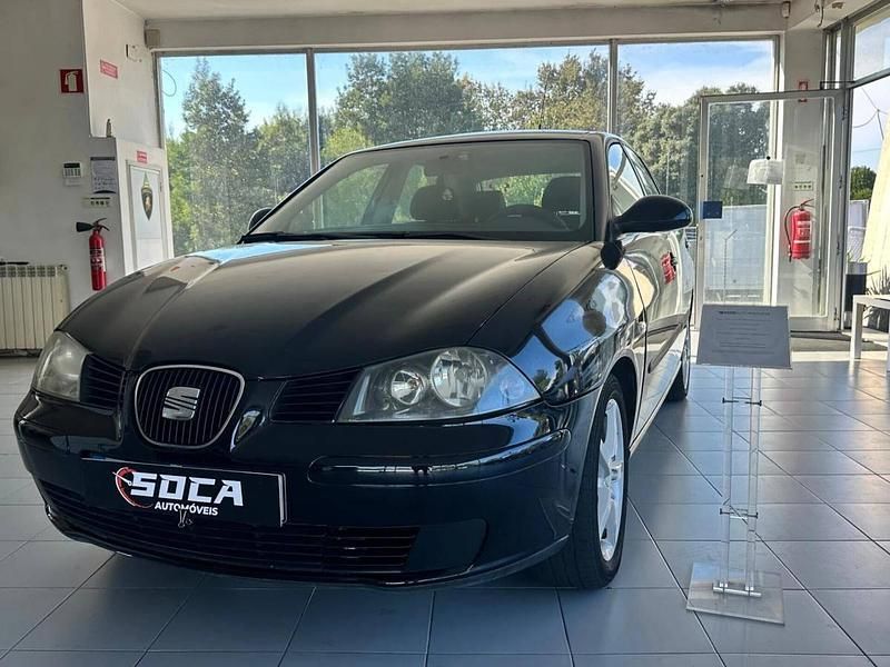 Preto Usado 2007 Seat Ibiza | € 5.290 (Caro) - Imagem 1/4