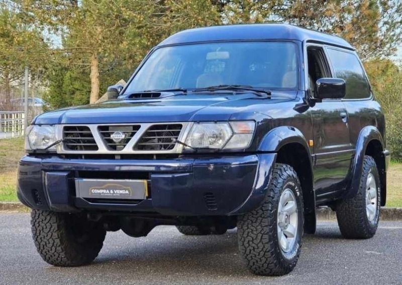 Azul Usado 2000 Nissan Patrol SUV | € 14.990 - Imagem 1/4