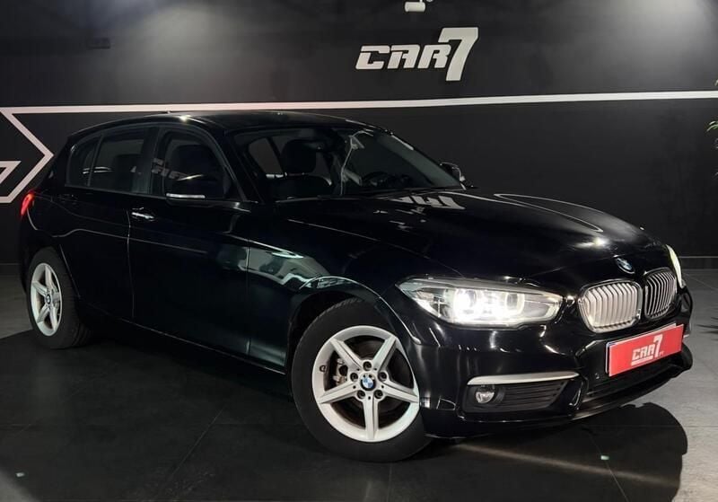 Preto Usado 2018 BMW 116 Sport Line Citadino | € 16.990 (Preço justo) - Imagem 1/4