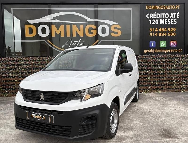 Branco Usado 2020 Peugeot Partner Monovolume | € 13.900 (Preço justo) - Imagem 1/4