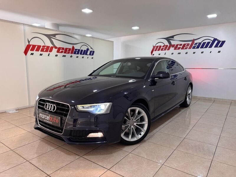 Azul Usado 2014 Audi A5 Sportback | € 18.750 (Caro) - Imagem 1/4