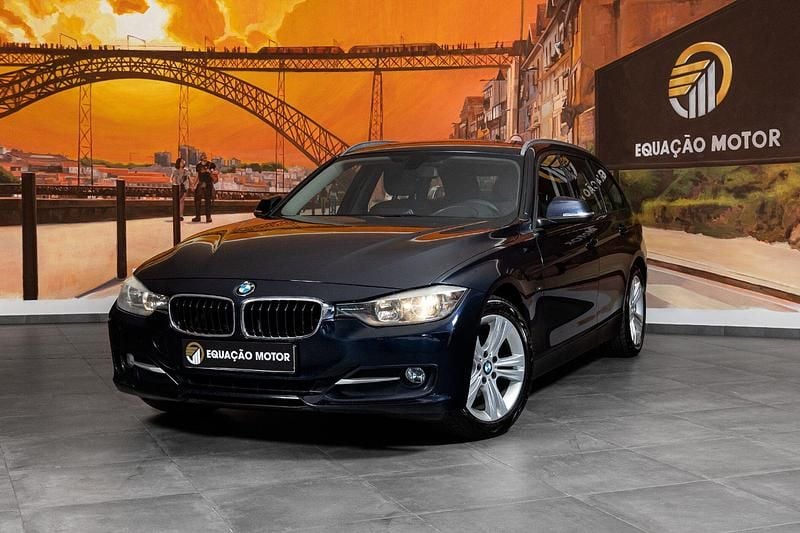 Azul Usado 2014 BMW 318 Sport Line Carrinha | € 13.900 (Preço justo) - Imagem 1/4