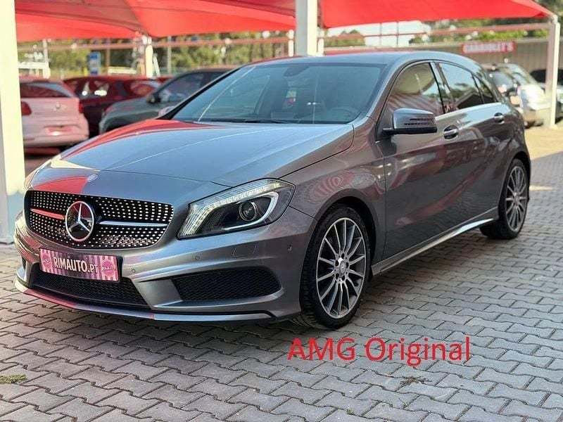 Cinza Usado 2014 Mercedes A220 | € 18.749 - Imagem 1/4