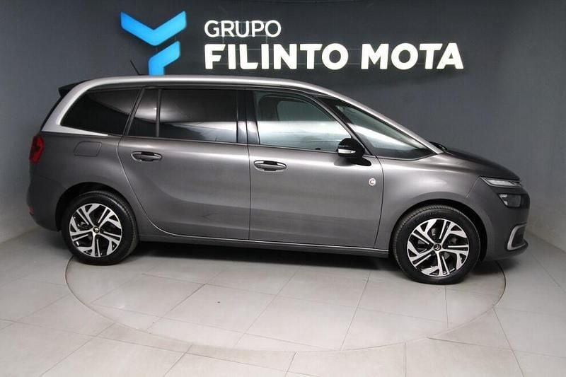 Cinza Usado 2021 Citroën C4 PureTech Monovolume | € 16.990 (Preço justo) - Imagem 1/4