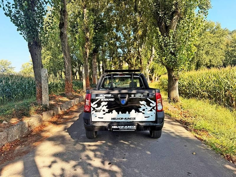 Usado Dacia Logan Ambiance 87 HP (63 kW) 2009 Branco Sedan