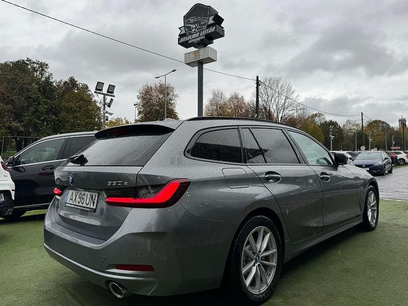 Usado BMW 330 292 HP (214 kW) 2023 Cinza Carrinha