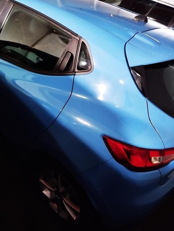 Usado Renault Clio IV 90 HP (66 kW) 2012 Azul