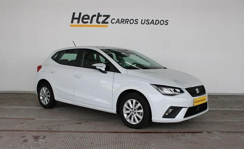 Branco Usado 2023 Seat Ibiza | € 13.690 (Bom preço) - Imagem 1/4