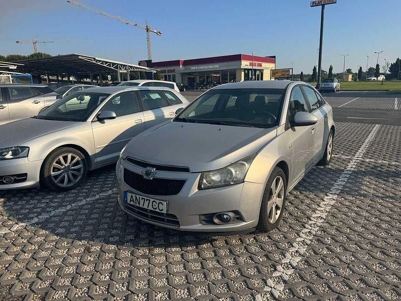 Usado 2010 Chevrolet Cruze | € 3.500 - Imagem 1/3