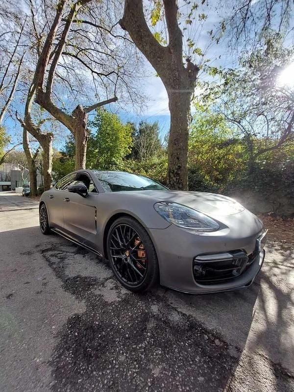 Usado Porsche Panamera 462 HP (339 kW) 2018 Cinzento