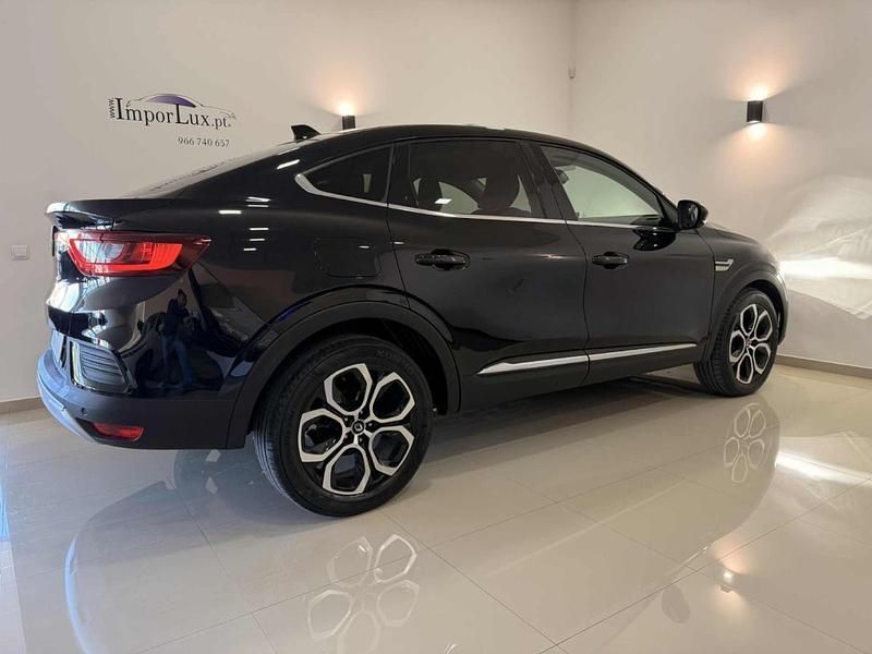 Usado Renault Arkana Techno 140 HP (102 kW) 2023 Preto SUV