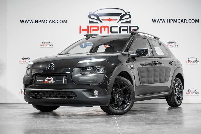 Usado Citroën C4 Shine 92 HP (67 kW) 2014 Preto