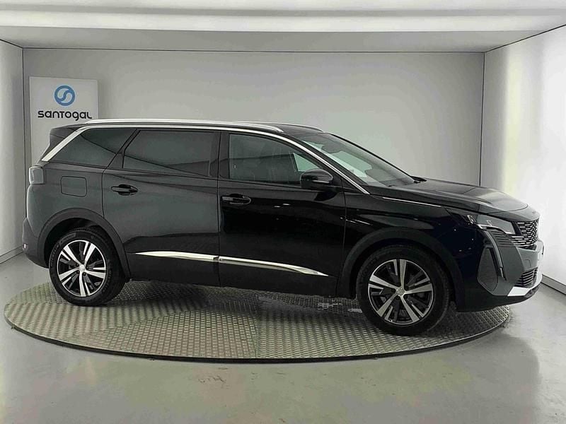 Preto Usado 2024 Peugeot 5008 Allure Monovolume | € 34.990 (Preço justo) - Imagem 1/4