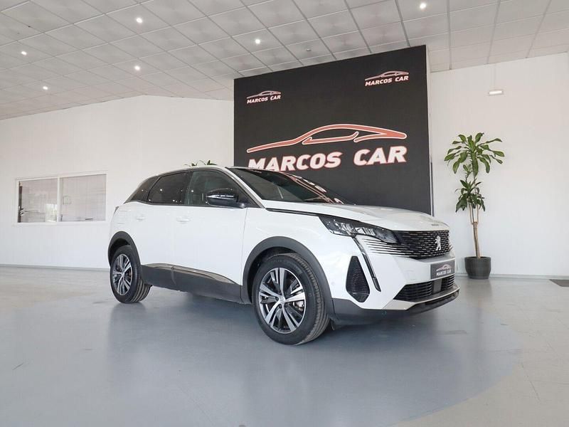 Branco Usado 2023 Peugeot 3008 Allure SUV | € 28.700 (Preço justo) - Imagem 1/4