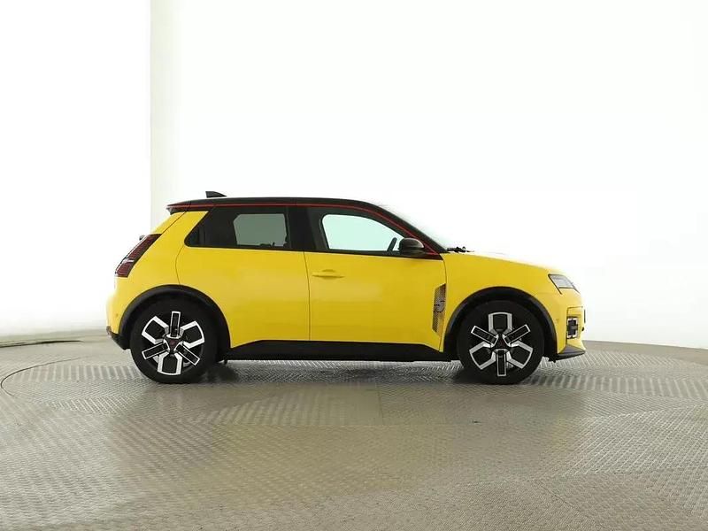 Usado Renault 5 E-Tech Iconic 110 kW (150 HP) 2024 Amarelo