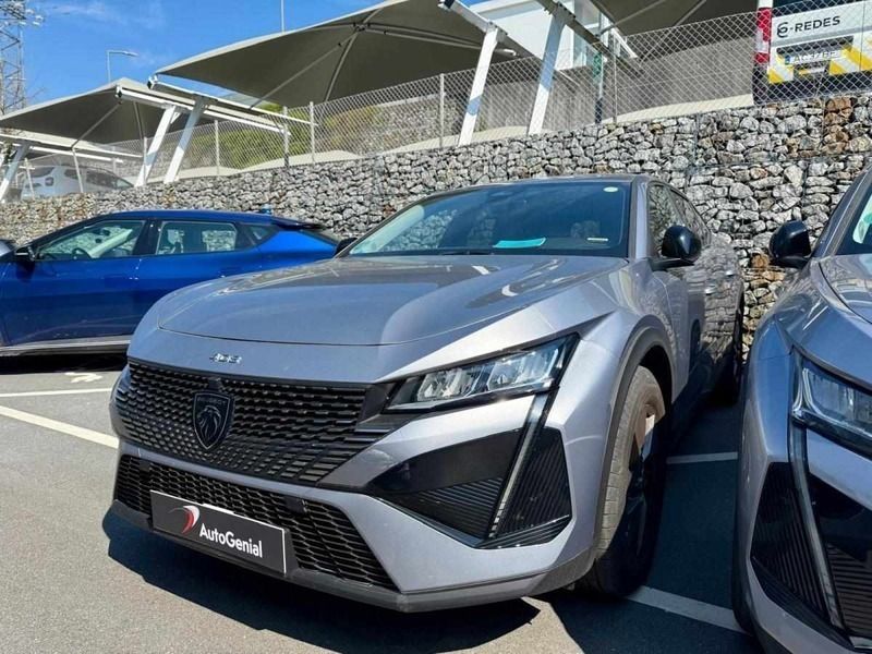Cinza Usado 2024 Peugeot 408 Allure Sedan | € 30.990 (Preço justo) - Imagem 1/4