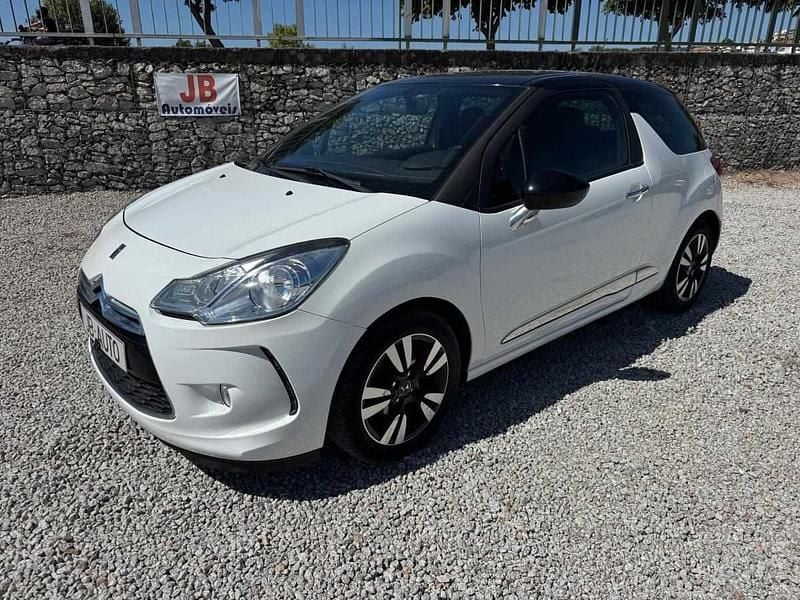 Branco Usado 2016 Citroën DS3 | € 11.950 - Imagem 1/4
