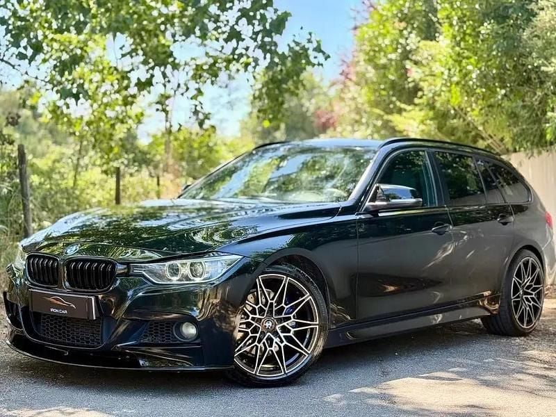Preto Usado 2013 BMW 320 Carrinha | € 19.900 (Preço justo) - Imagem 1/4