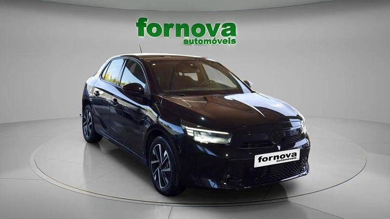 Usado Opel Corsa 100 HP (73 kW) 2024 Preto Citadino