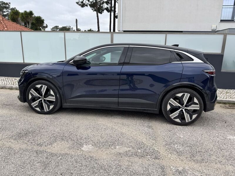 Usado 2023 Renault Mégane Sedan | € 31.000 (Preço elevado) - Imagem 1/4