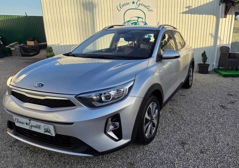 Cinza Usado 2021 Kia Stonic SUV | € 15.900 (Preço justo) - Imagem 1/4
