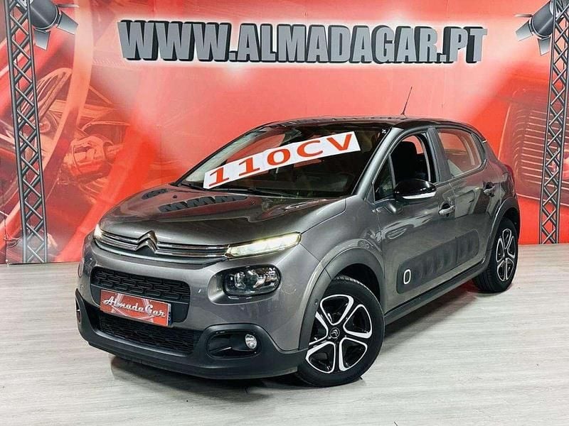 Cinza Usado 2020 Citroën C3 PureTech Citadino | € 12.250 (Super Preço) - Imagem 1/4