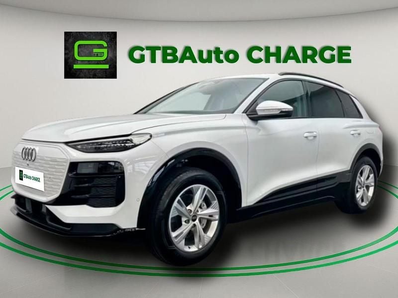 Branco Usado 2025 Audi Q6 e-tron SUV | € 69.000 - Imagem 1/4