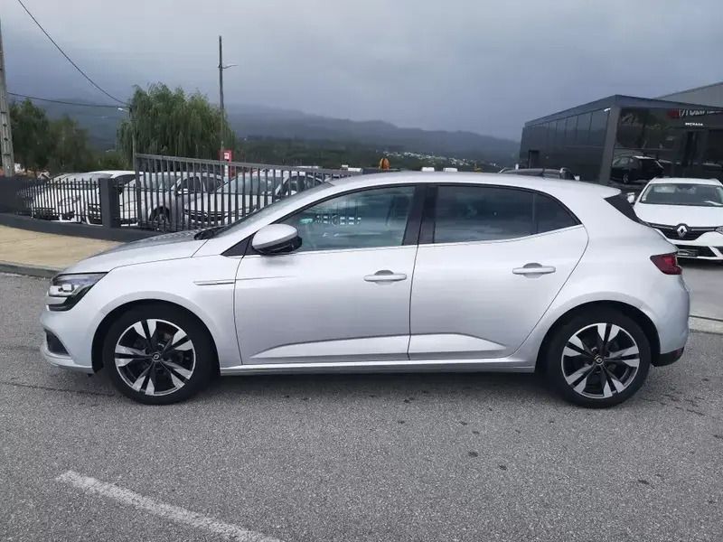 Cinzento Usado 2019 Renault Mégane GrandTour Intens Carrinha | € 17.900 (Preço justo) - Imagem 1/4