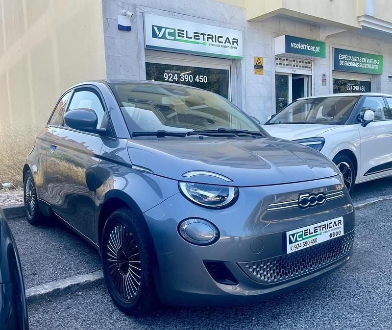 Cinza Usado 2022 Fiat 500e Icon Citadino | € 16.500 (Bom preço) - Imagem 1/4