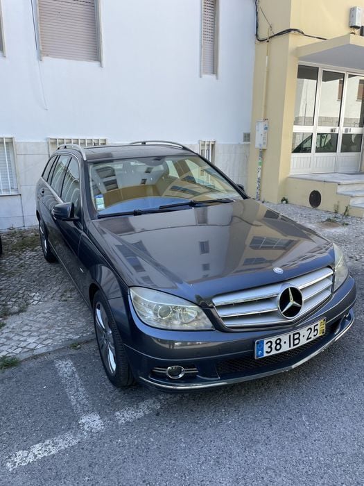 Usado 2009 Mercedes C250 Sedan | € 9.900 (Caro) - Imagem 1/4