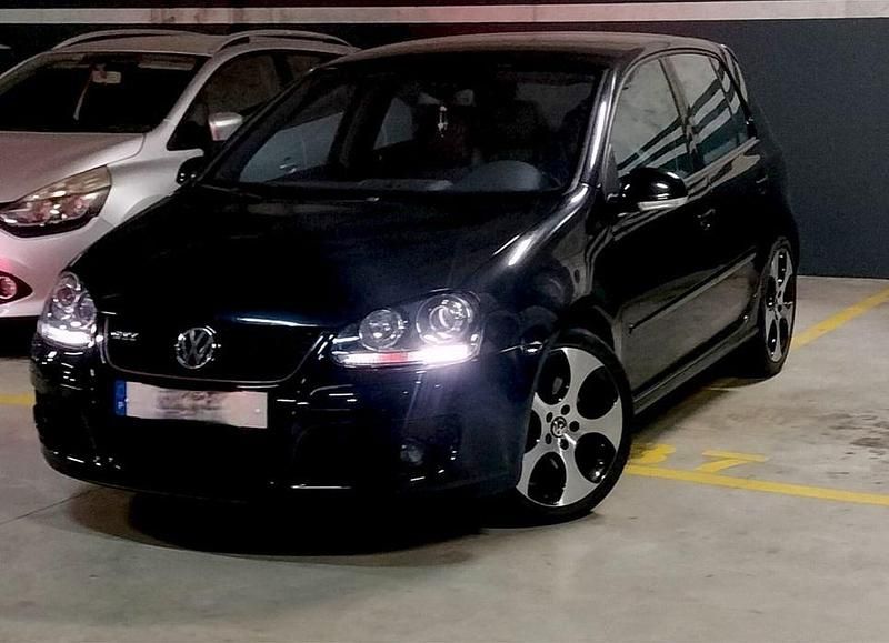 Usado 2005 VW Golf V GTI Sedan | € 11.000 - Imagem 1/4