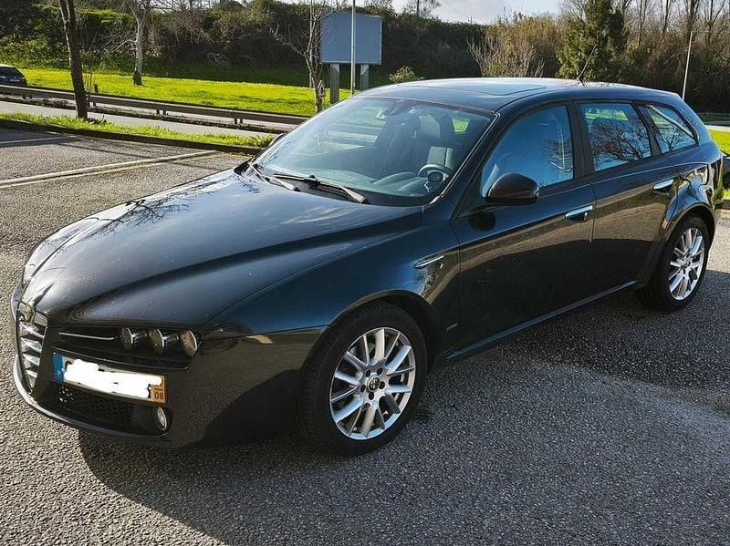 Usado Alfa Romeo 159 150 HP (110 kW) 2007 Preto Carrinha