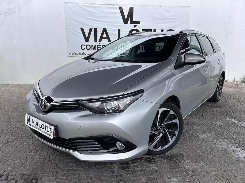 Prata Usado 2015 Toyota Auris Touring Sports Active Carrinha | € 15.900 (Preço elevado) - Imagem 1/4