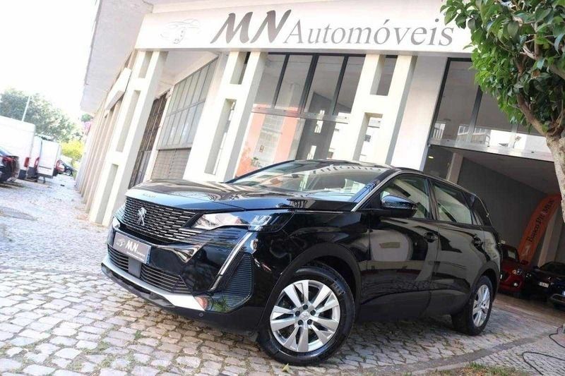 Preto Usado 2021 Peugeot 5008 Active Monovolume | € 24.950 (Bom preço) - Imagem 1/4