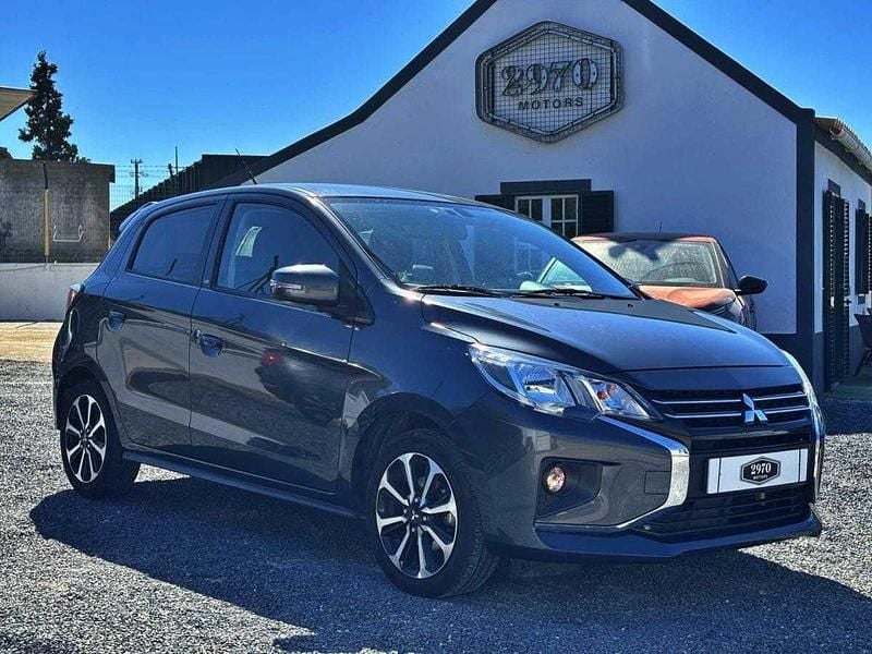 Cinzento Usado 2023 Mitsubishi Space Star | € 13.650 (Preço justo) - Imagem 1/4