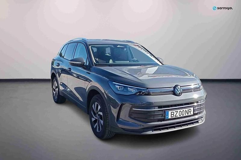 Cinzento Novo 2025 VW Tiguan SUV | € 44.490 (Preço justo) - Imagem 1/4