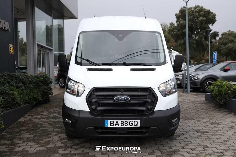 Usado Ford Transit 130 HP (95 kW) 2023 Branco Sedan