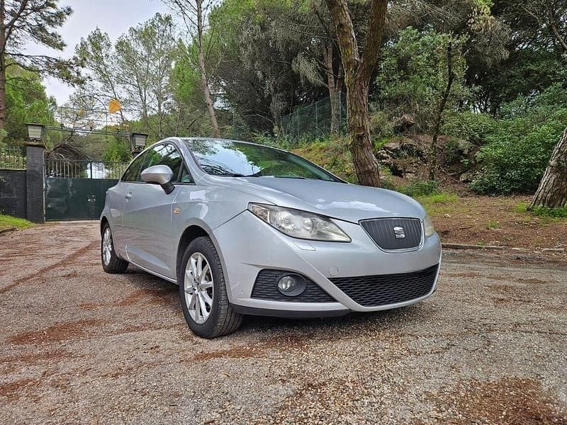 Usado Seat Ibiza 75 HP (55 kW) 2010
