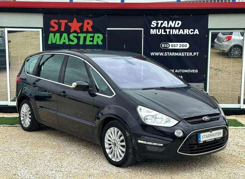Usado Ford S-MAX Titanium 140 HP (102 kW) 2012 Preto Monovolume