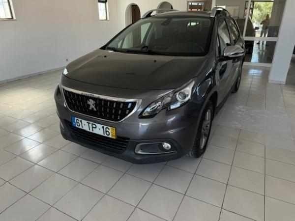 Cinzento Usado 2017 Peugeot 2008 SUV | € 13.900 (Preço justo) - Imagem 1/4