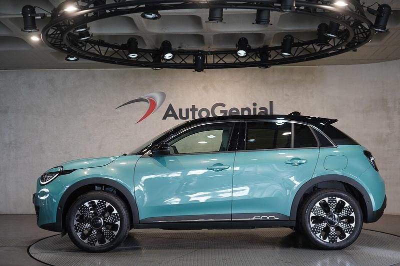 Novo Fiat 600 La Prima 114 kW (156 HP) 2025 Verde SUV