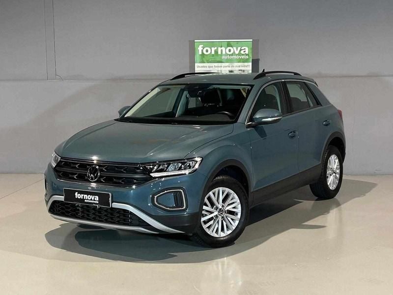 Azul Usado 2022 VW T-Roc Life SUV | € 21.490 (Preço justo) - Imagem 1/4