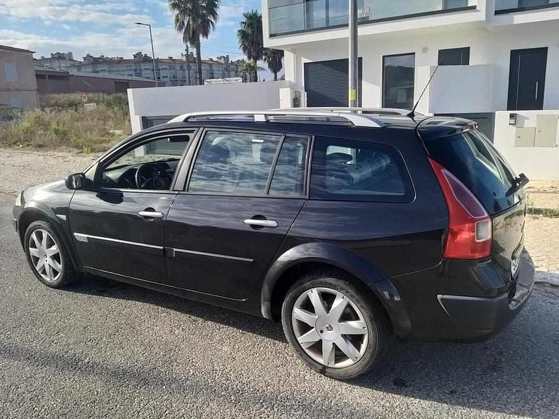 Usado Renault Mégane GrandTour 106 HP (77 kW) 2006 Preto Carrinha