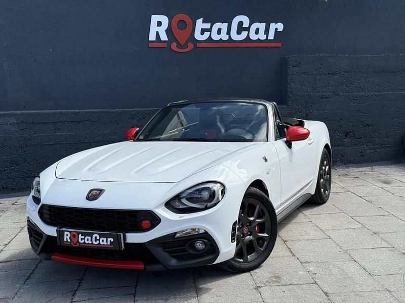 Branco Usado 2017 Abarth 124 Spider Cabrios | € 33.990 - Imagem 1/4