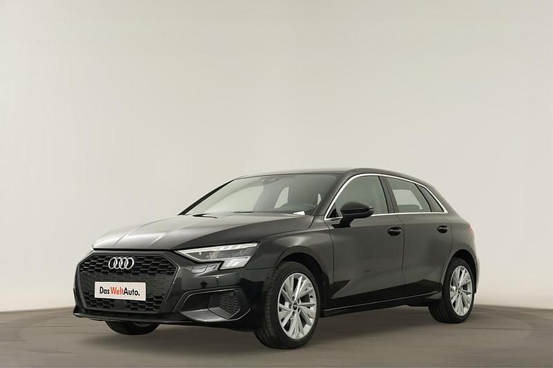 Usado Audi A3 116 HP (85 kW) 2023 Preto