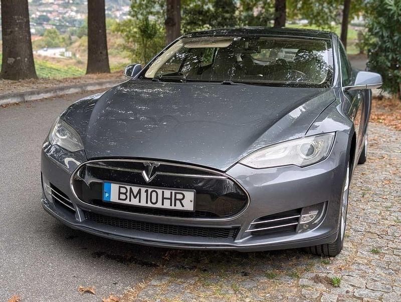Usado 2012 Tesla Model S Sedan | € 18.500 (Preço justo) - Imagem 1/4