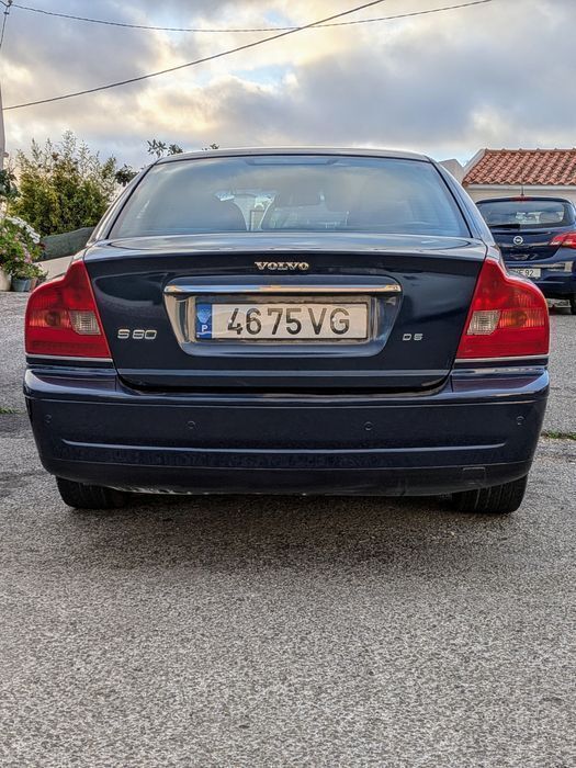 Azul Usado 2003 Volvo S80 Sedan | € 4.000 - Imagem 1/4
