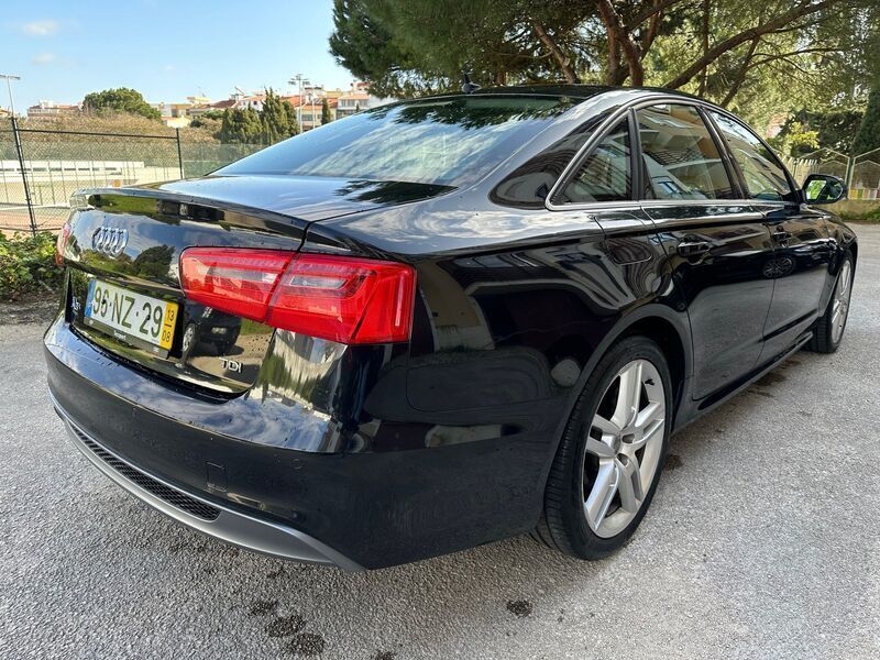 Usado Audi A6 S-Line 170 HP (125 kW) 2013 Preto Sedan